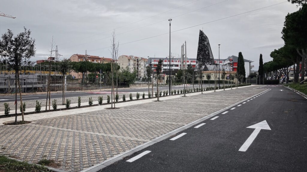 La nuova piazza/parcheggio che sarà dedicata alla memoria del Generale Dalla Chiesa