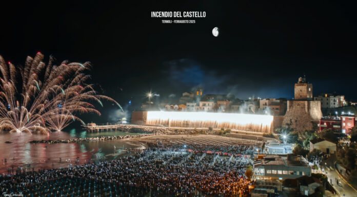 Ferragosto 2025: incendio del Castello di Termoli