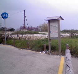 Lungomare Nord : sosta della pista ciclabile